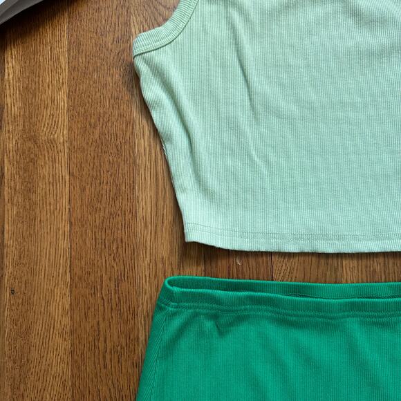 Green Two Piece Crew Neck Ribbed Tank Top Bodycon Slit Midi Skirt Set - Picture 5 of 11